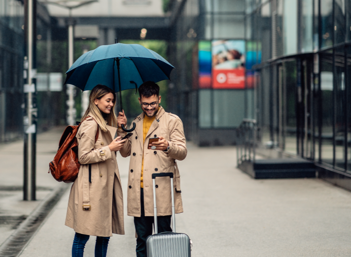 Mujer y hombre paraguas, coberturas